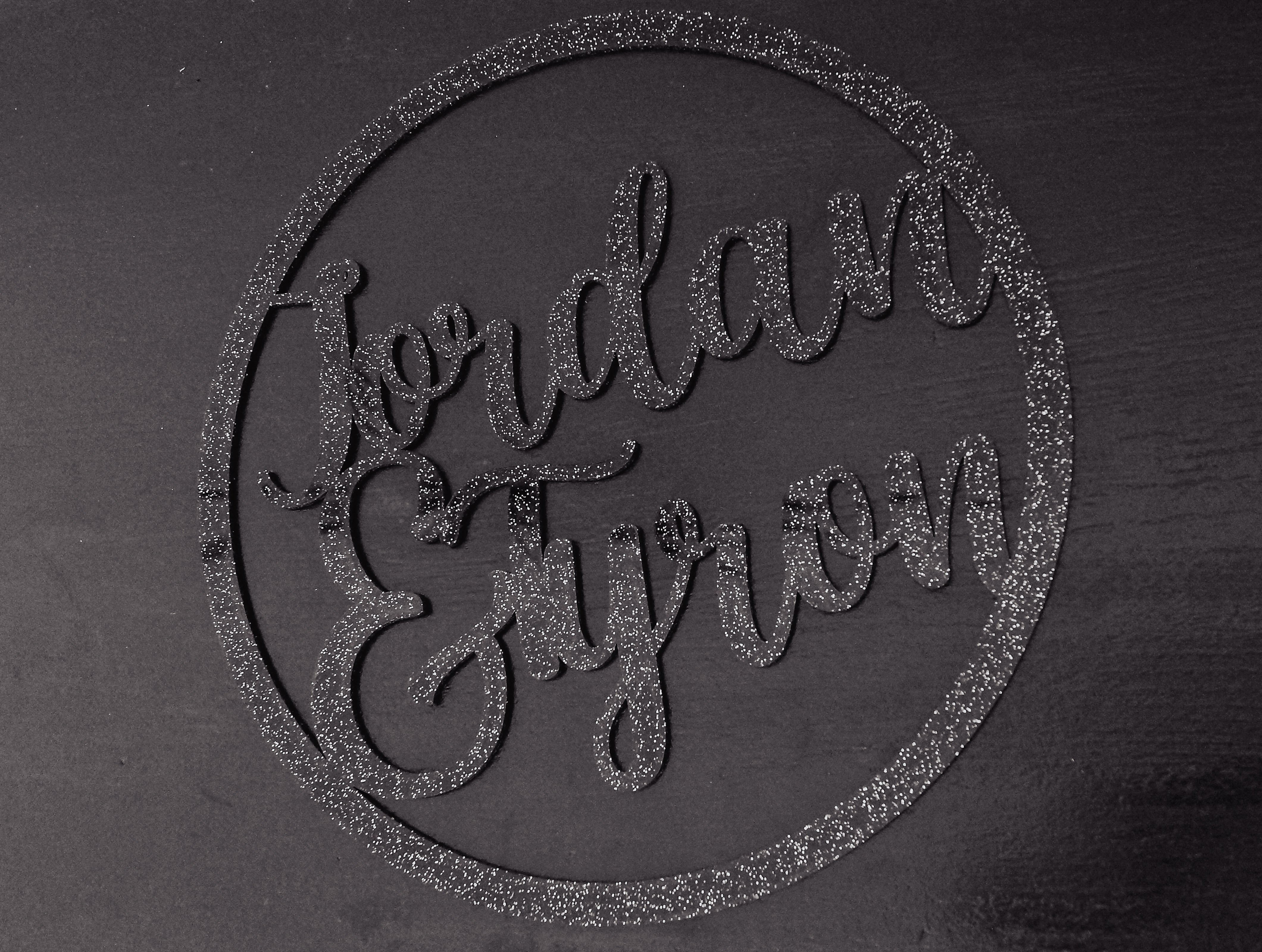 Circle Engagement/Wedding/Birthday Sign