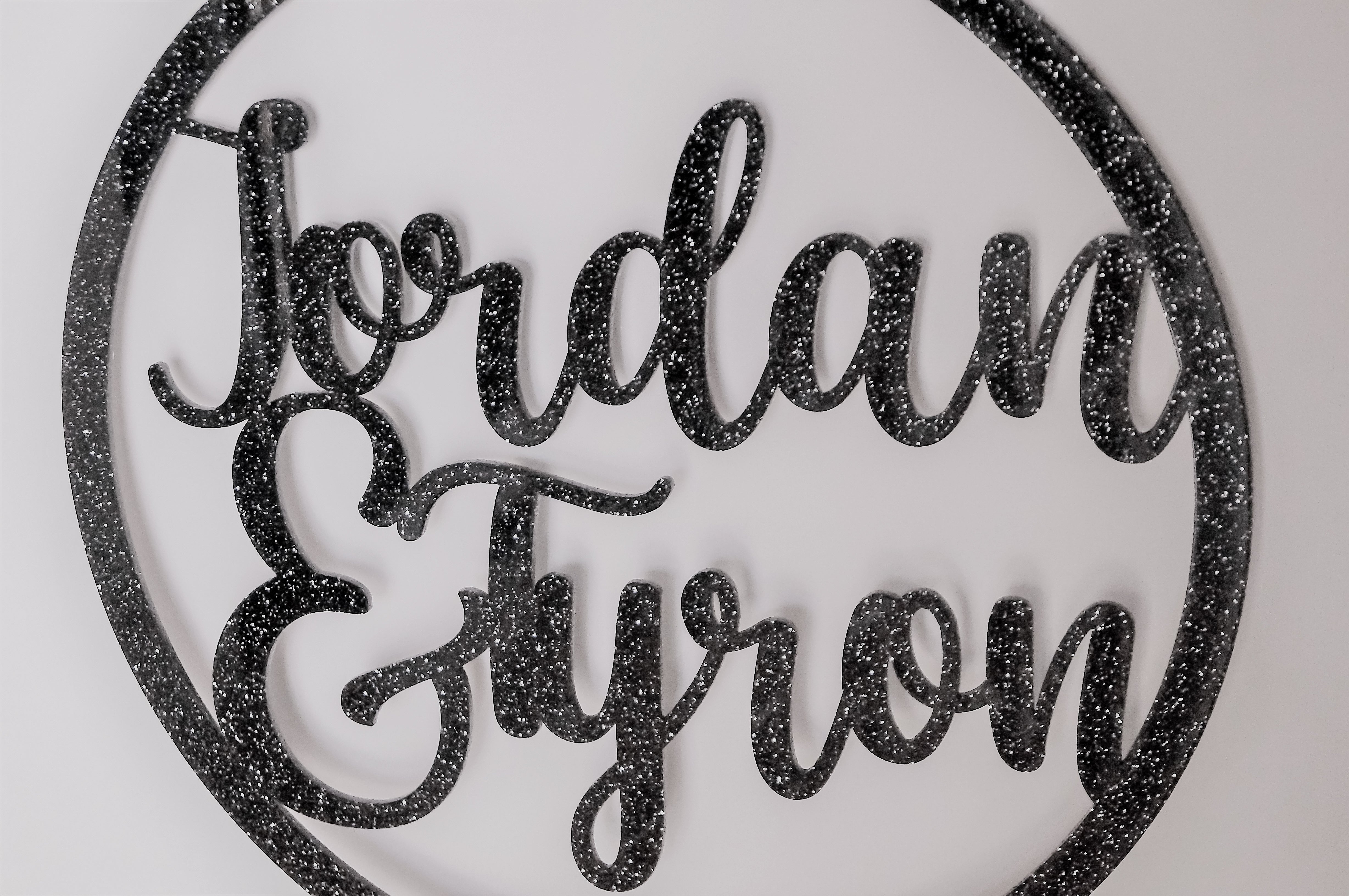 Circle Engagement/Wedding/Birthday Sign